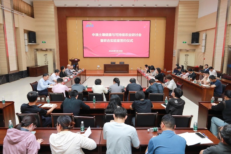 签约6.jpg